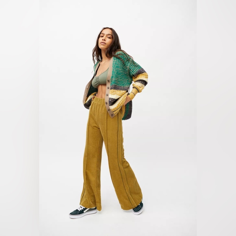 BDG | Josie Corduroy Flare Pant, Size S